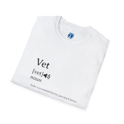 Cool Veterinarian Definition Unisex Softstyle T-Shirt, Pet Lover Gift, Animal Doctor Shirt, Gifts for Veterinary Students - Image 3